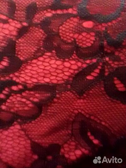 Нарядное женское платье