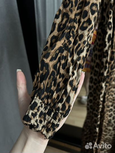 Платье hm леопардовое