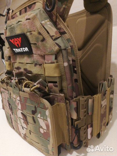 Плитоносец Yakeda