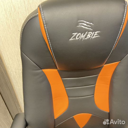 Кресло игровое zombie новое