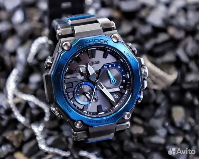 Часы Casio G-shock с хронографом MTG-B2000B-1A2ER