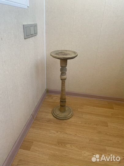 Подставка под цветы