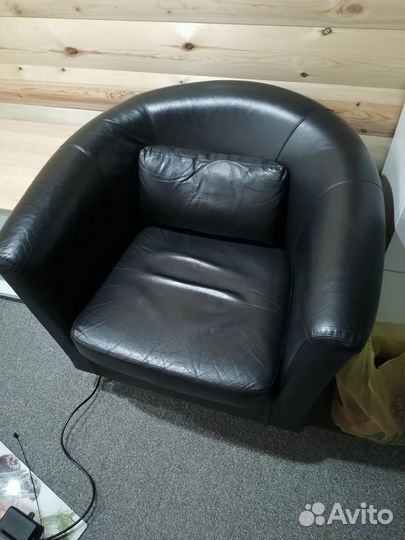 Офисное кресло