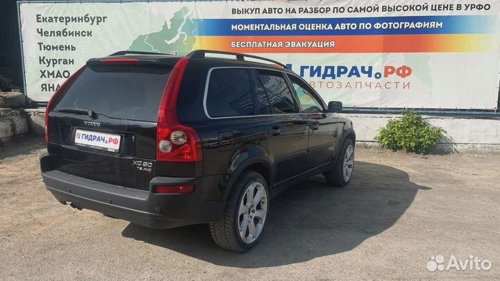 Накладка заднего бампера правая Volvo XC90 0862695