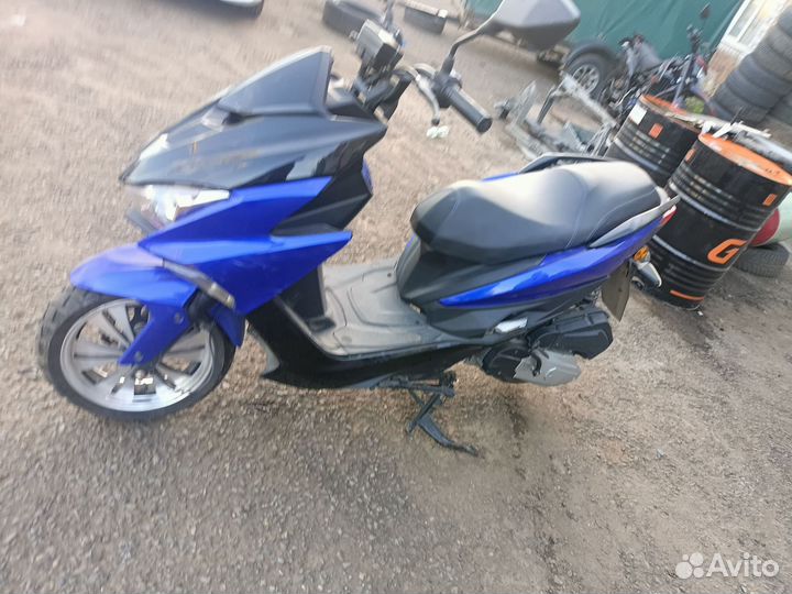 Скутер ARC 125