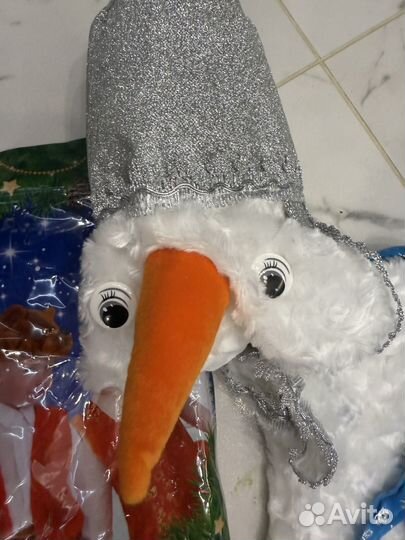 Новогодний костюм снеговичка