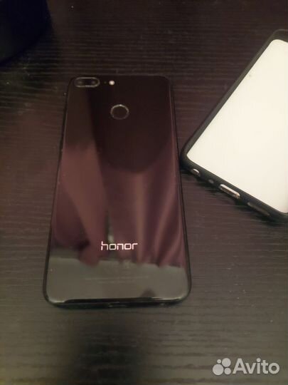 Honor 9 Lite с чехлом
