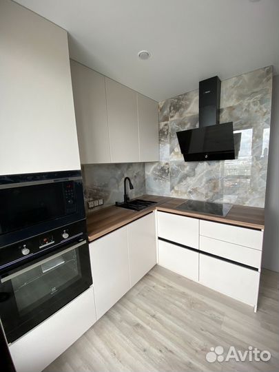 Кухня на заказ Линейная под Ключ