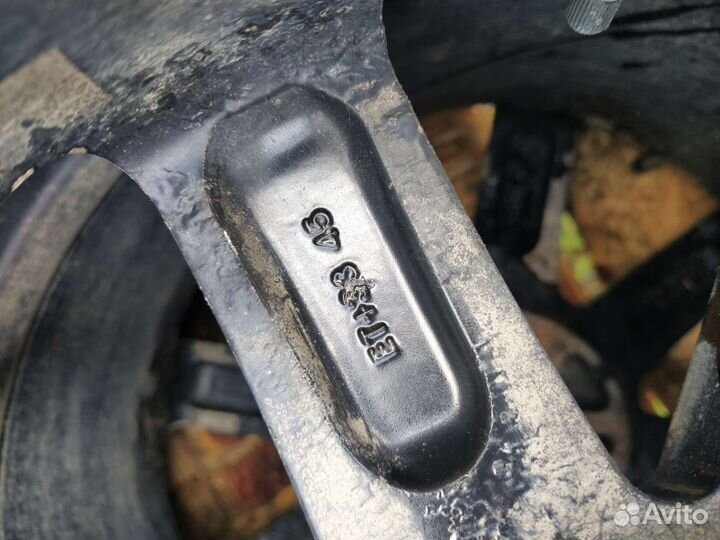 Nankang SW-8 215/65 R16 102T