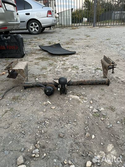 Фаркоп на ваз 2110