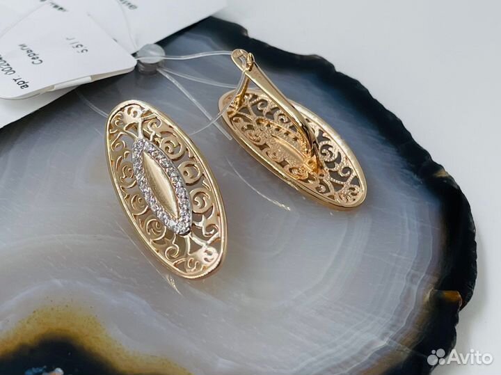 Золотые серьги