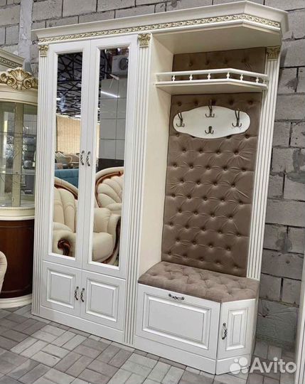 Изюмительная Прихожая Барокко на заказ