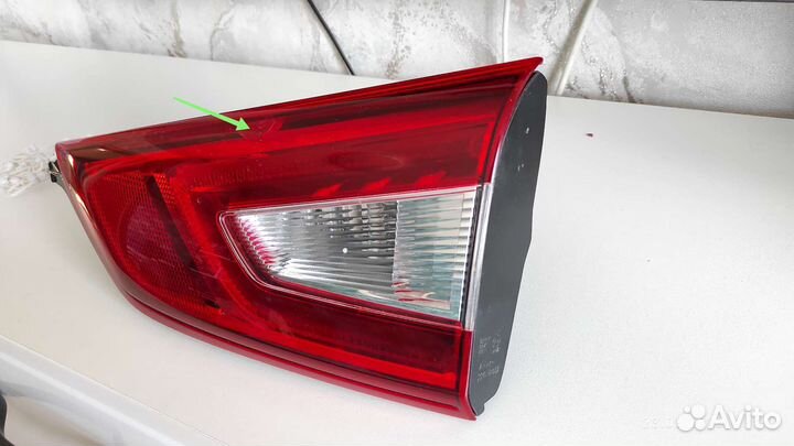 Внутренний задний фонарь Ниссан j11