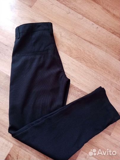 Брюки школьные 28размер