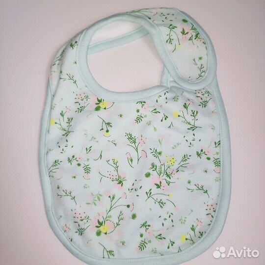 Слюнявчик (нагрудник ) новый Mothercare