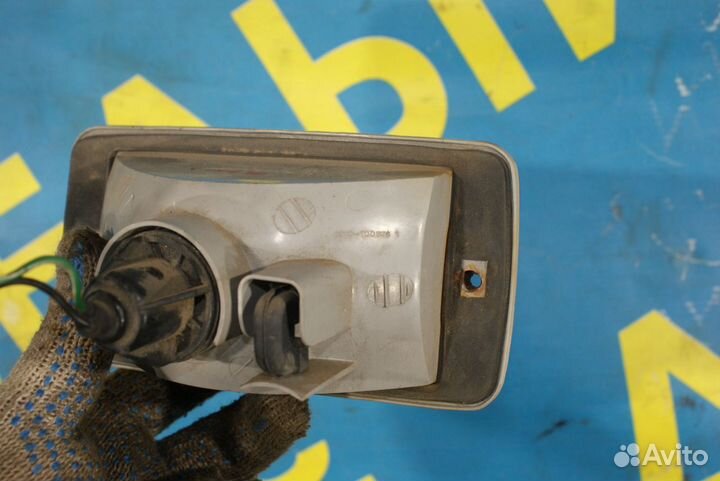 Дополнительный стоп-сигнал Ssang Yong Musso