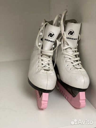 Коньки женские