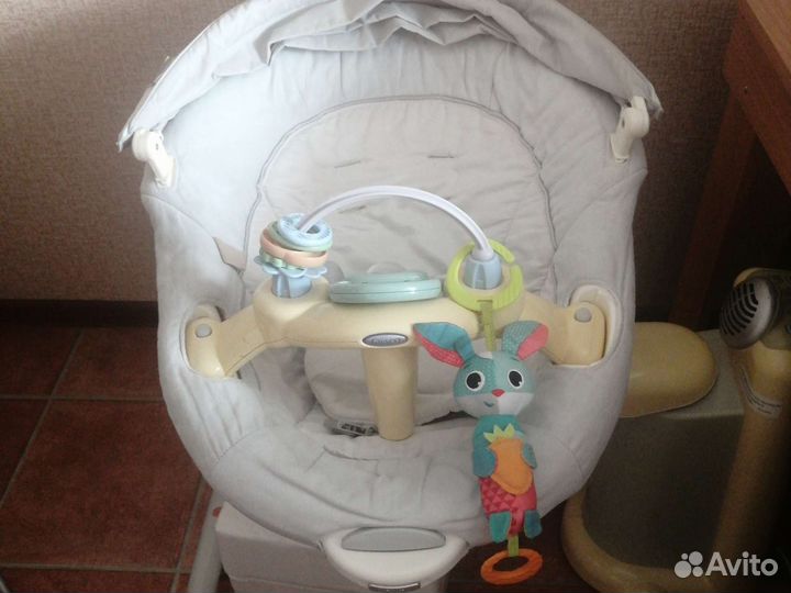 Качели-шезлонг. Укачивающий центр. Graco