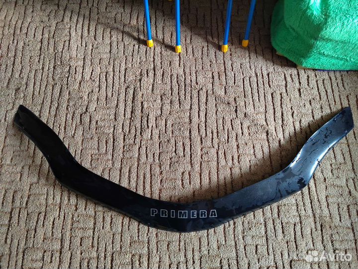 Мухобойка (дефлектор) на капот Nissan Primera P12