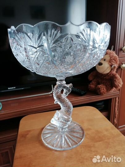Хрустальная ваза