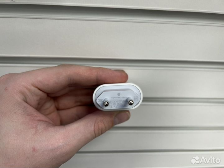 Адаптер питания Apple usbc 20W Новый