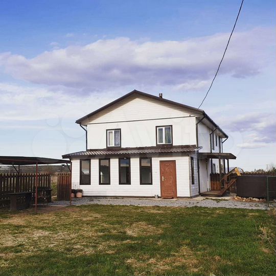 Коттедж 100 м² на участке 8 сот.