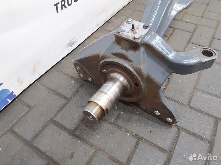 Кулак поворотный правый Daf XF106