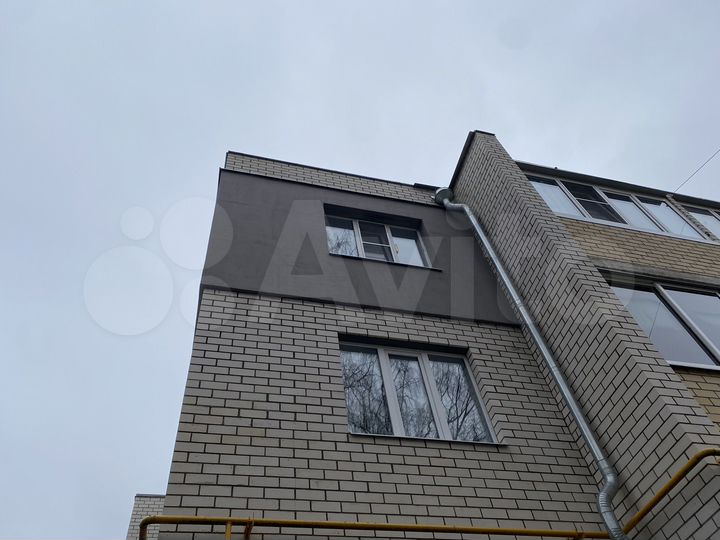 2-к. квартира, 60 м², 3/3 эт.