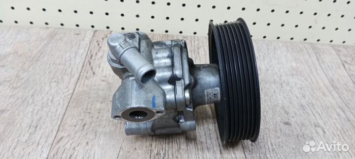 Насос гидроусилителя Volkswagen Touareg