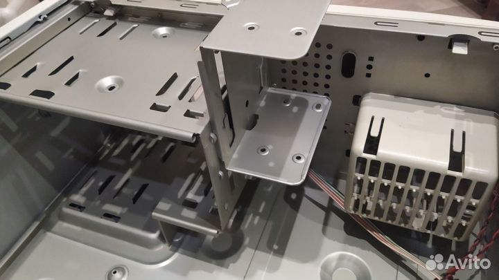 Компьютерный корпус ATX Inwin S506
