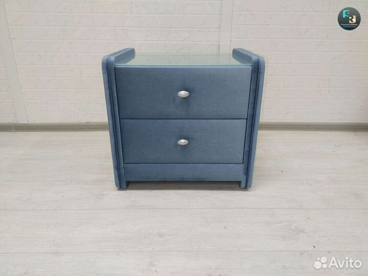 Тумба прикроватная