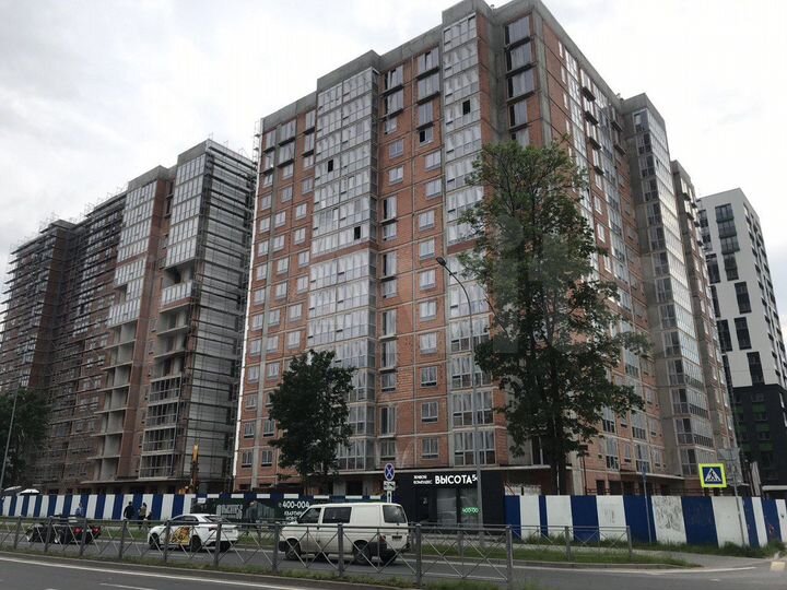 2-к. квартира, 61,2 м², 12/17 эт.