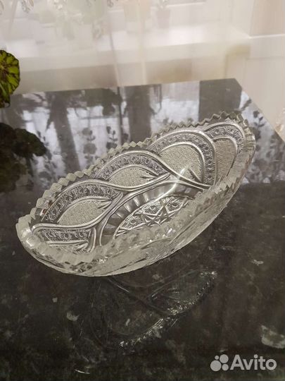 Хрустальные изделия