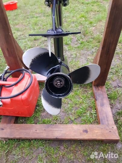 Лодочный мотор NS Marine 9.8 лс б/у 2015 года