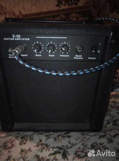 Электрогитара с комбиком