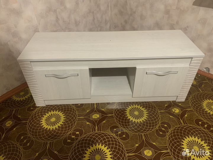 Тумба под тв