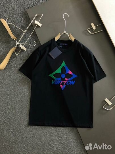 Футболка LV