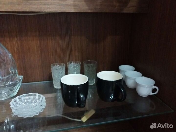 Хрусталь, кружки и т.д
