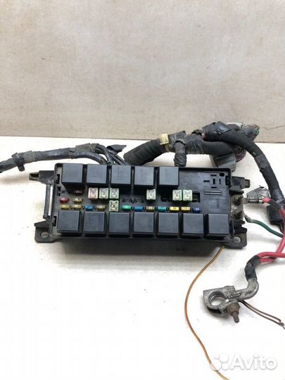 Блок предохранителей Dodge Caravan 3 EDZ 2429CM