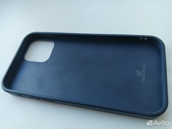 Чехлы на iPhone 12