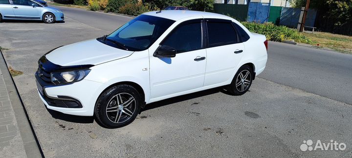 LADA Granta 1.6 МТ, 2018, 99 186 км