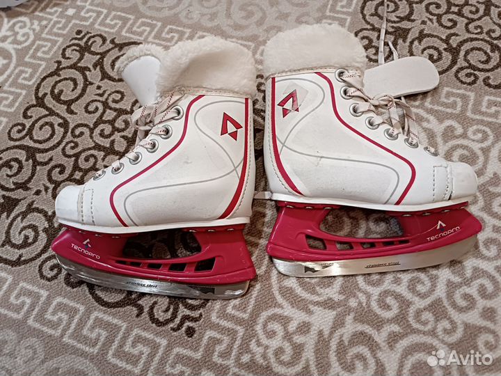 Коньки фигурные 28 размер