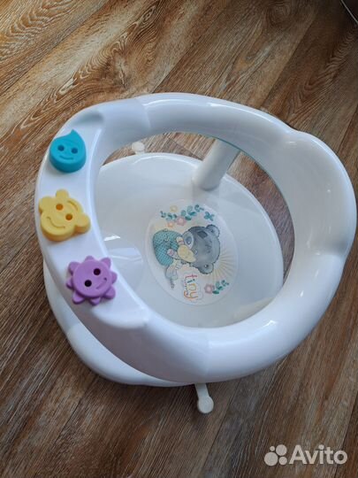 Стульчик для купания в ванной