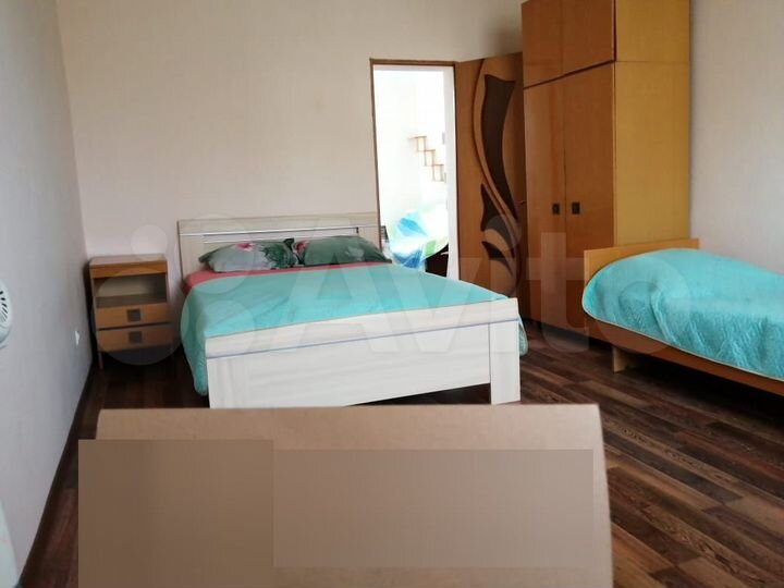 Комната 30 м² в 4-к., 2/2 эт.