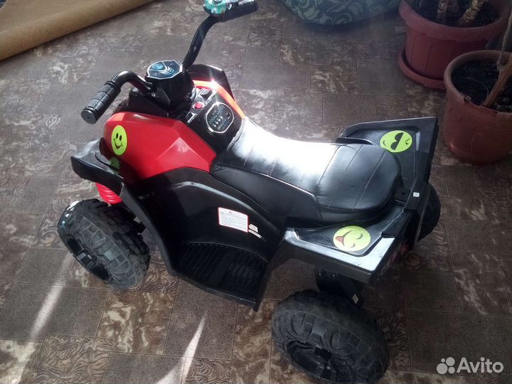 Детский квадроцикл