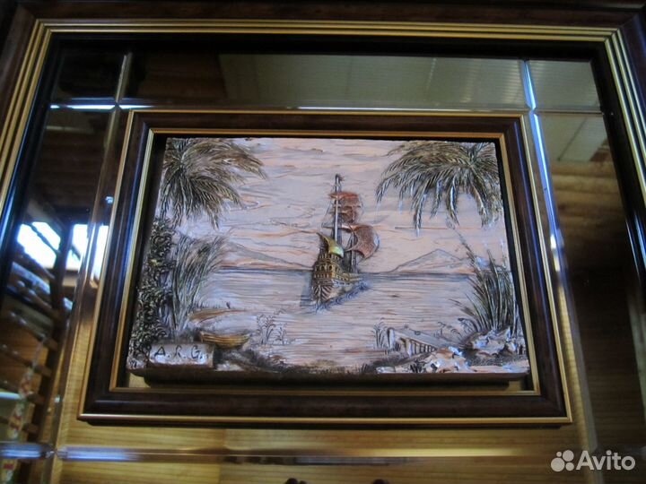 Панно на зеркале из Италии