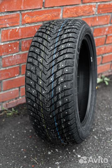 Zmax Winternova Stud II 245/45 R19 98T