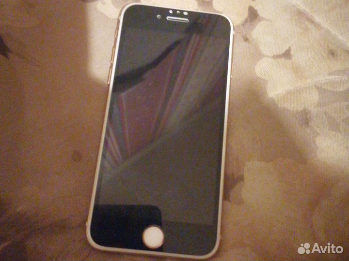iPhone 8, 64 ГБ