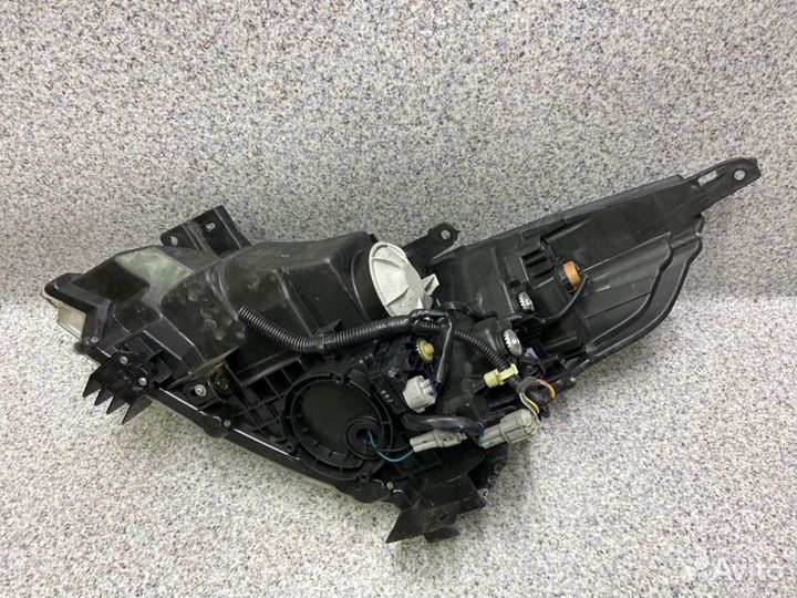 Фара правая Nissan Teana J32 2008