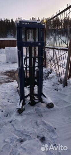 Ручной гидравлический штабелер бу